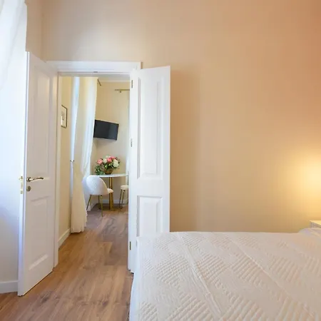 Jacaranda Corfu Old Town * Corfu (city)