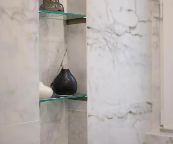 Jacaranda Corfu Old Town * Corfu (city)